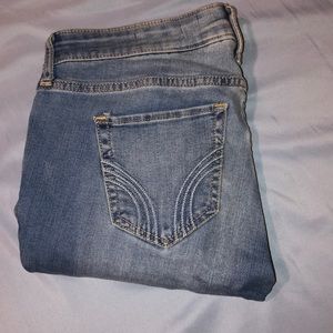 Hollister skinny jeans (WORN ONCE)